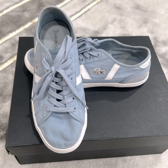 Lacoste shoes - Picture 1 of 2